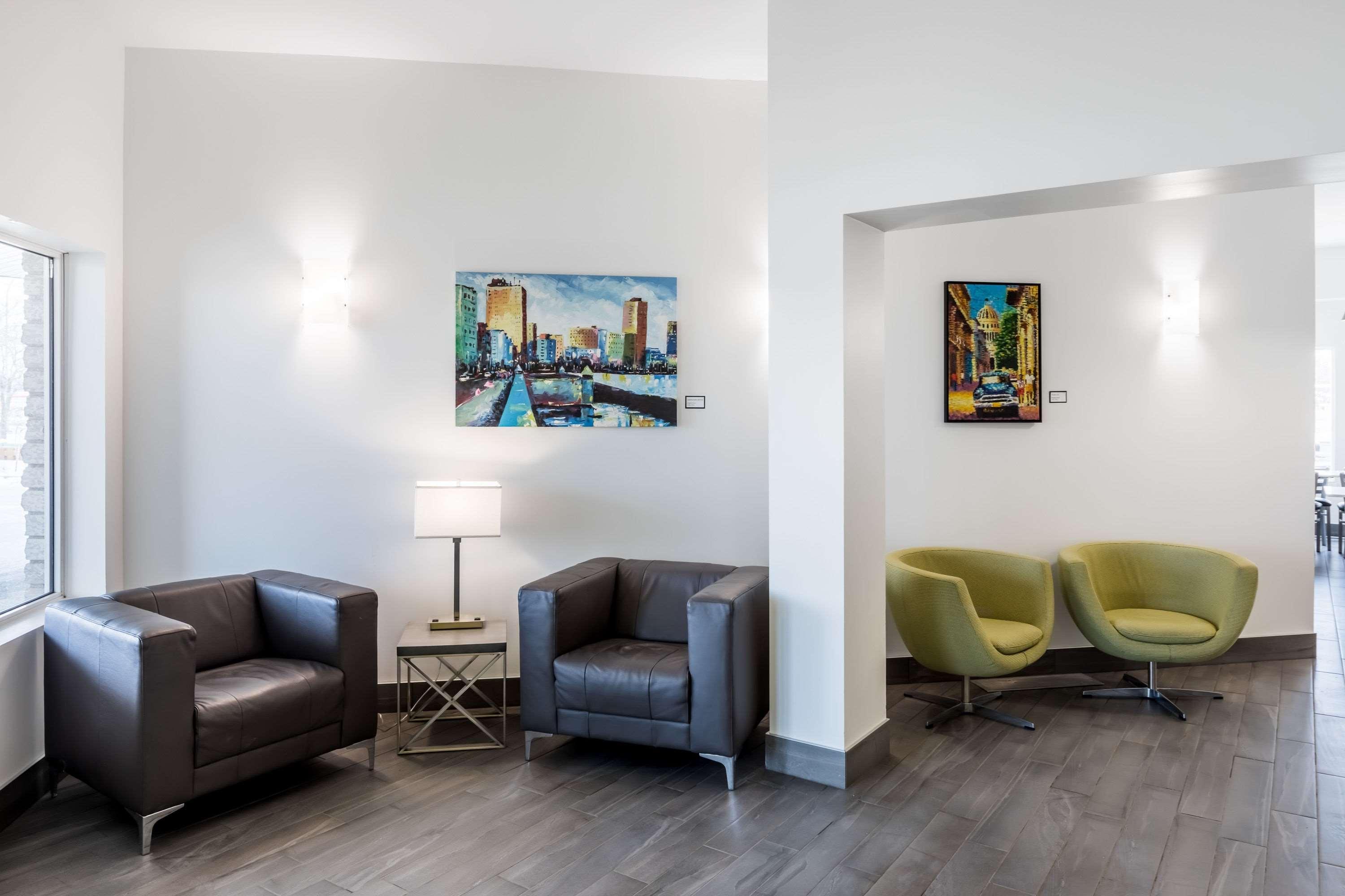 Super 8 By Wyndham Winnipeg West Екстериор снимка